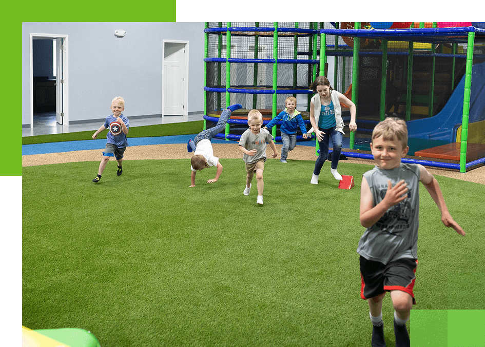 Kinder auf dem Spielplatz